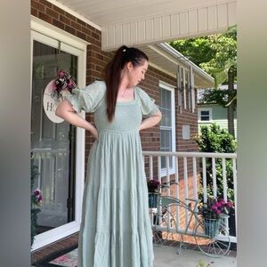 Light green flowy dress. Festivals, parties, or weddings. Tags still on.